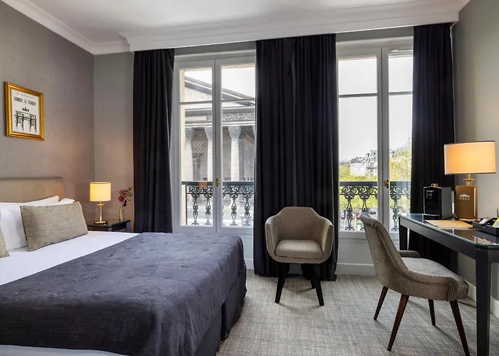 Madeleine Plaza 4*