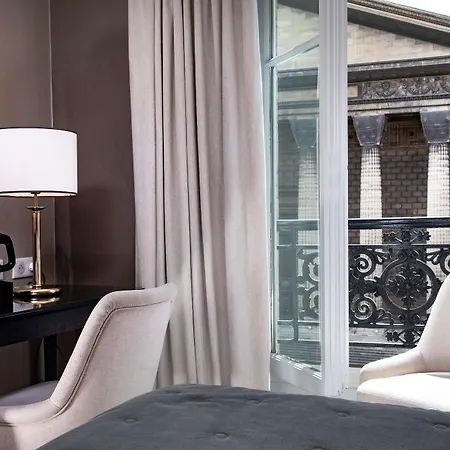 Ξενοδοχείο Madeleine Plaza 4*