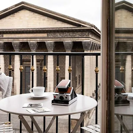 ホテル Madeleine Plaza